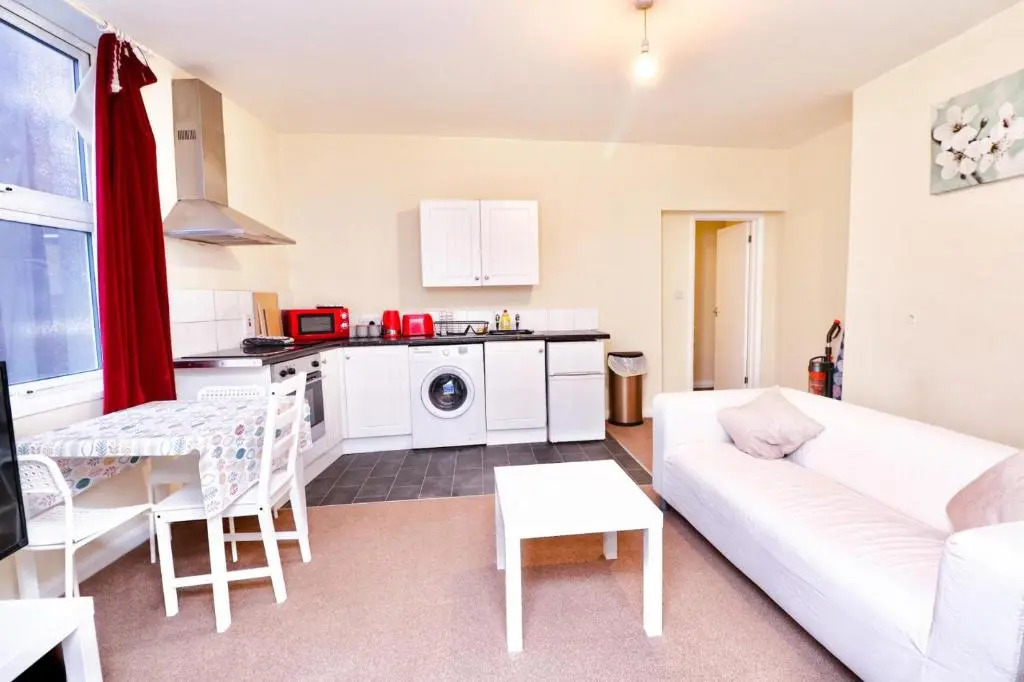 Cosy 2BD Flat Lincoln City Centre Sleeps 3