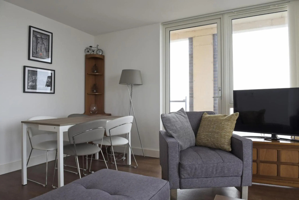 Toothbrush Apartments - Ipswich Waterfront South - Avalon Court