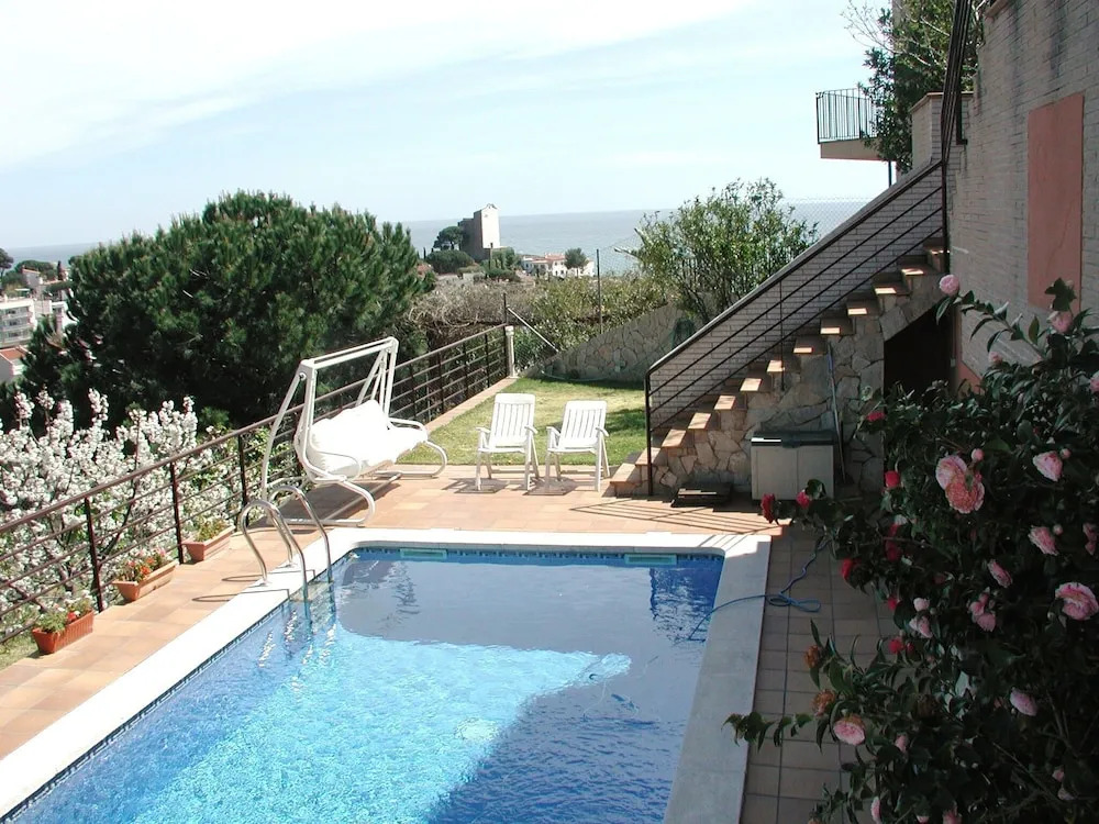 Leisurely Villa in Sant Pol de Mar With Swimming Pool