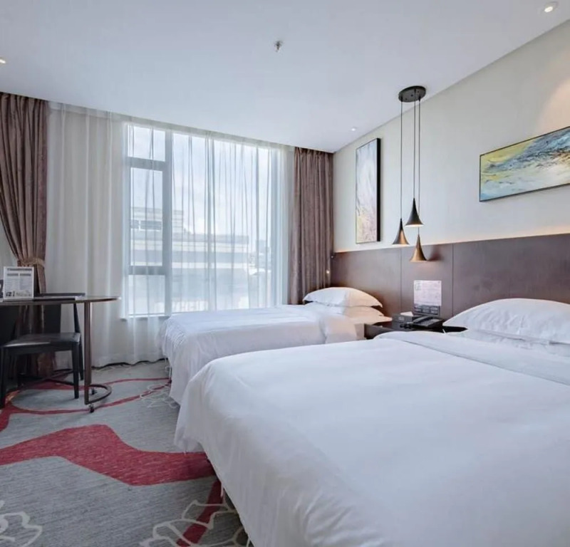 Fancy Hotel (Shenzhen Bantian, Guangyayuan Subway Station)