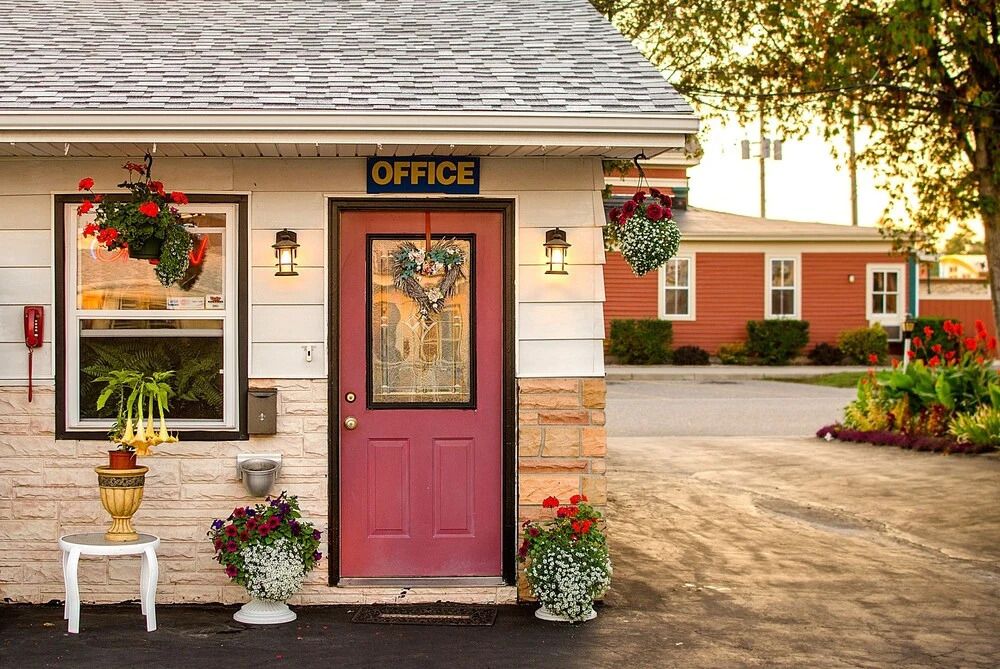 Twi-lite Motel