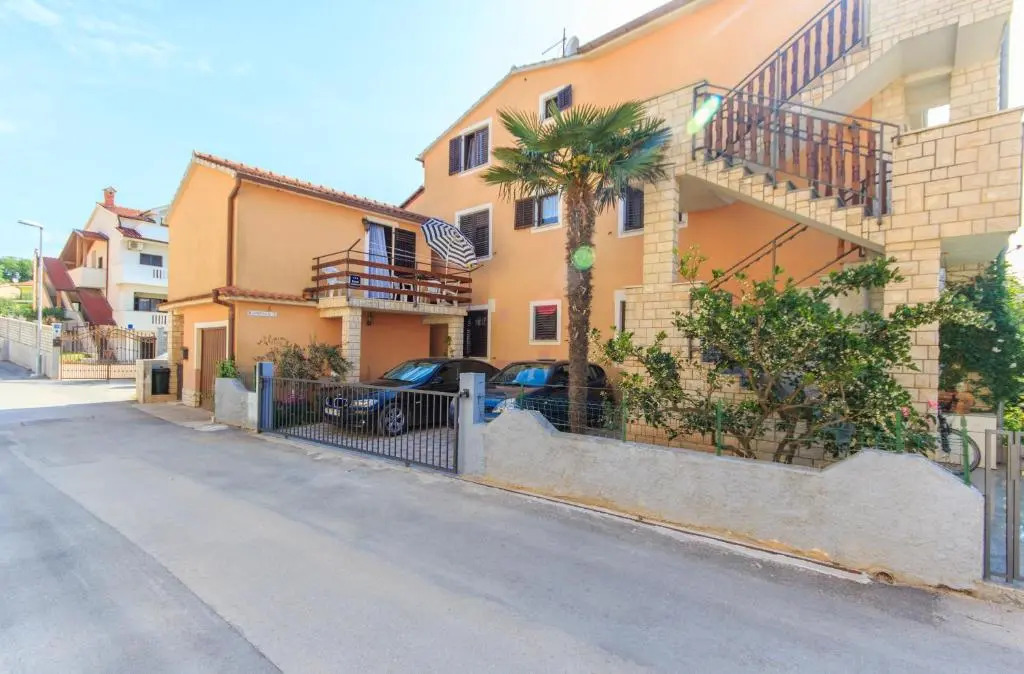 Apartment Denis