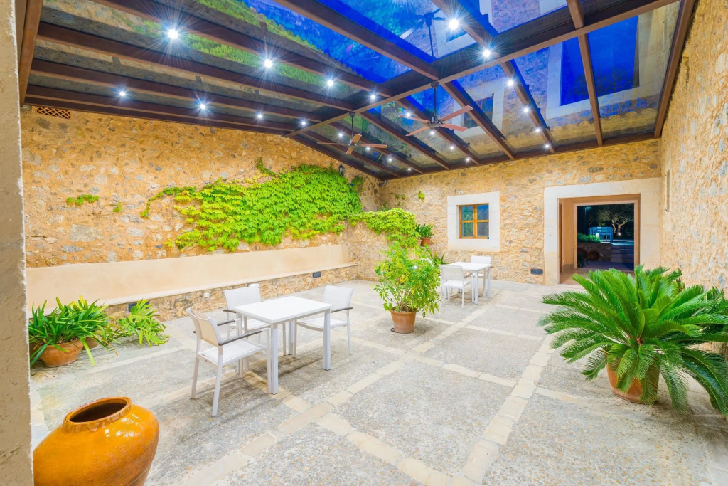 Son Simo Vell Pool & Vineyard Views