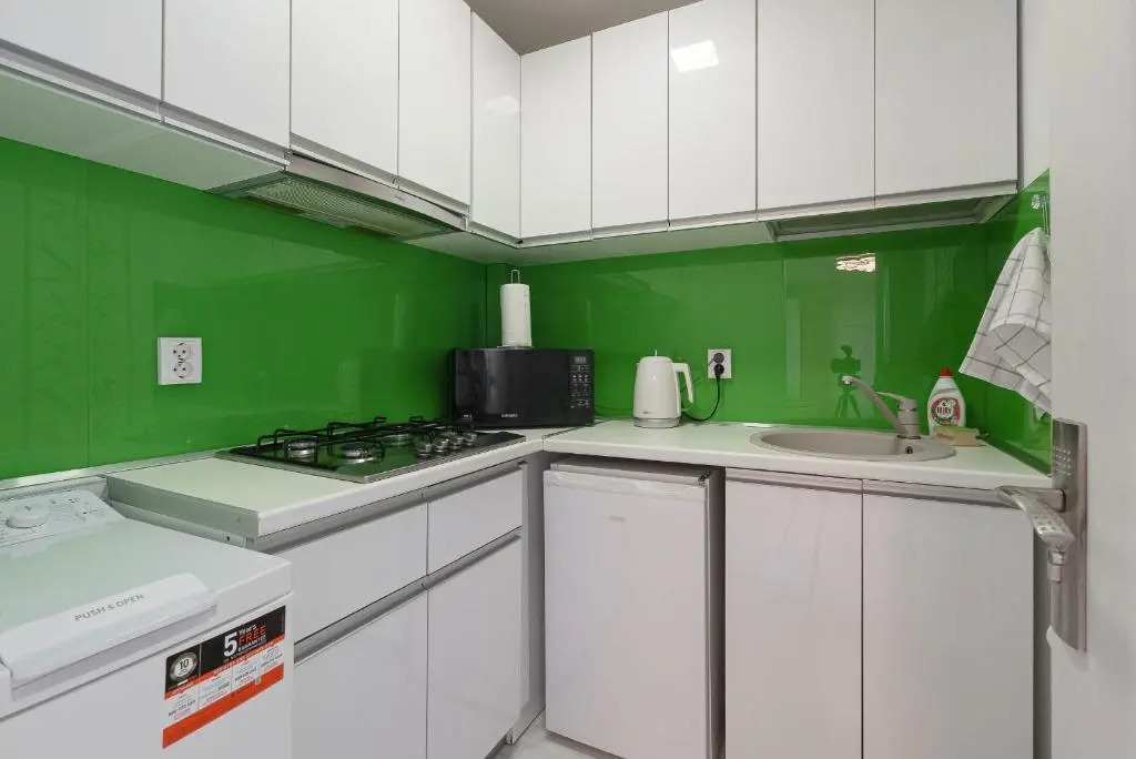 Stone Gate Apartment #1