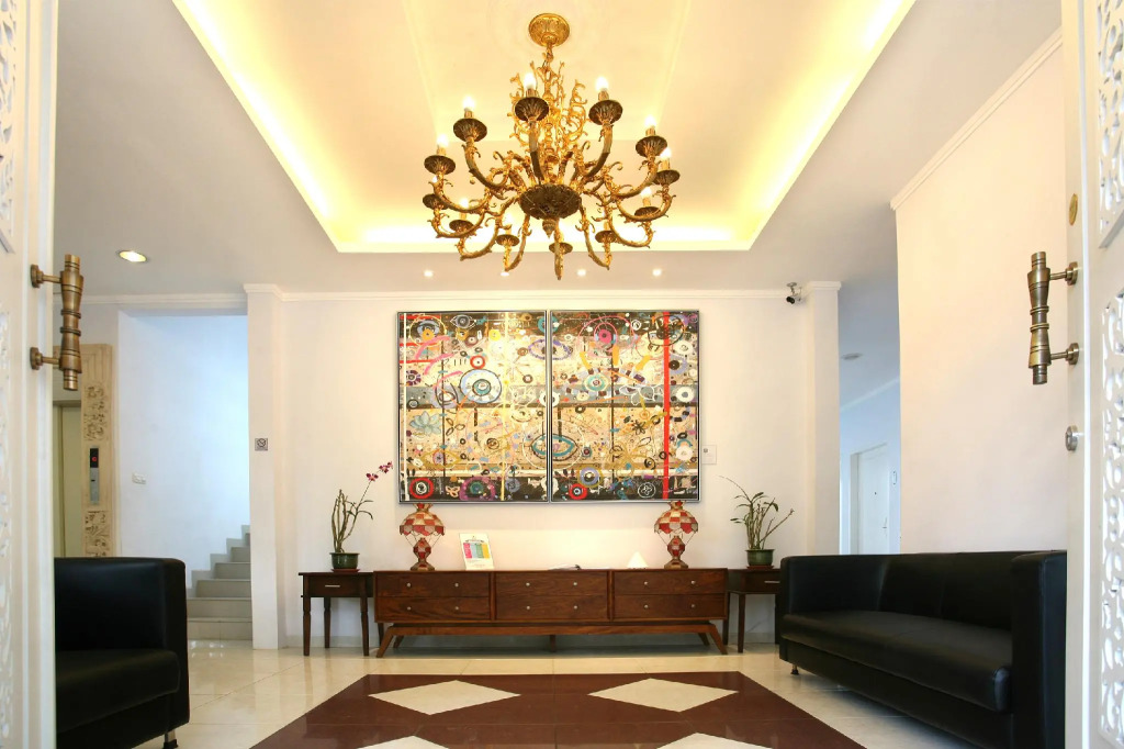 Sun Rise House