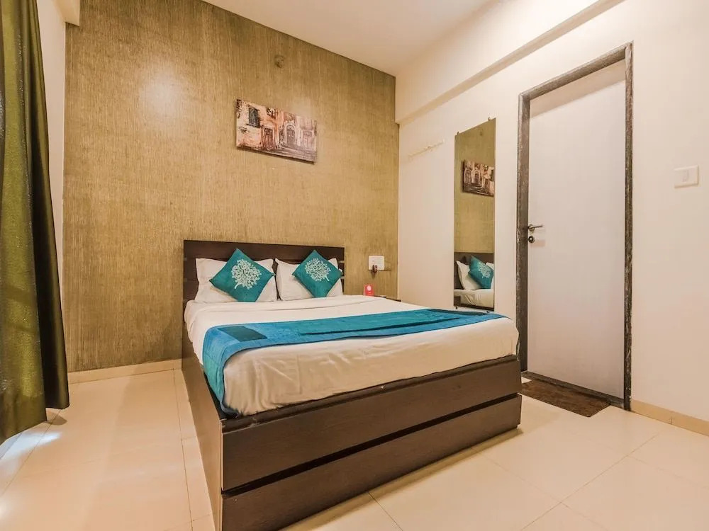 OYO 4082 Apartment Vashi