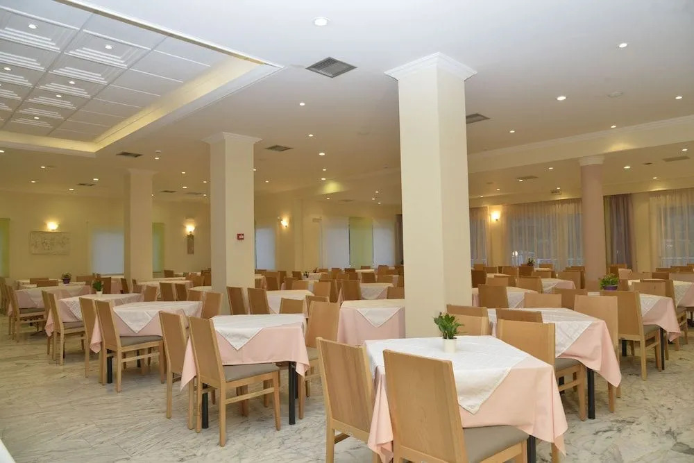 Odysseus Hotel