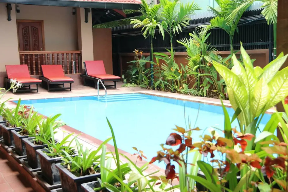 Shining Angkor Apartment Hotel