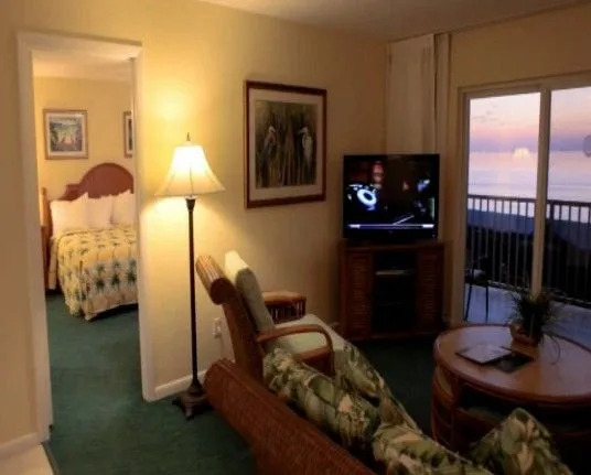 The Charter Club Of Marco Beach