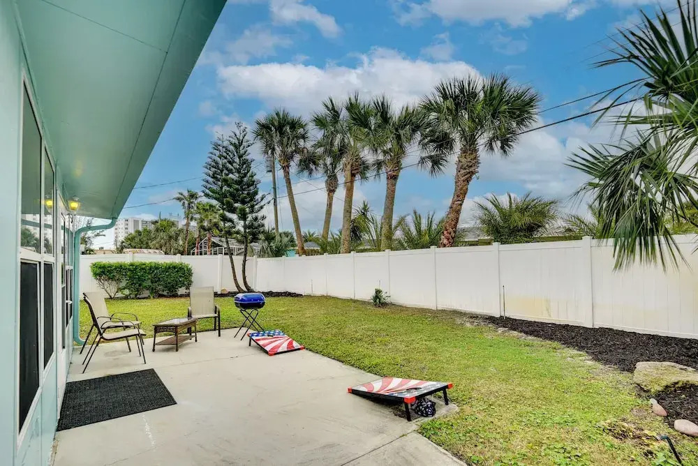 Ormond Beach Vacation Rental - Walk to Ocean!
