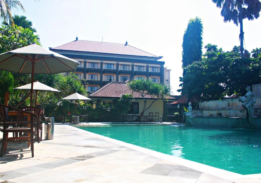 Jimbarwana Hotel