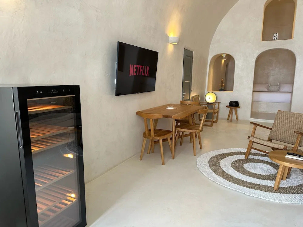 Dagaz Suites