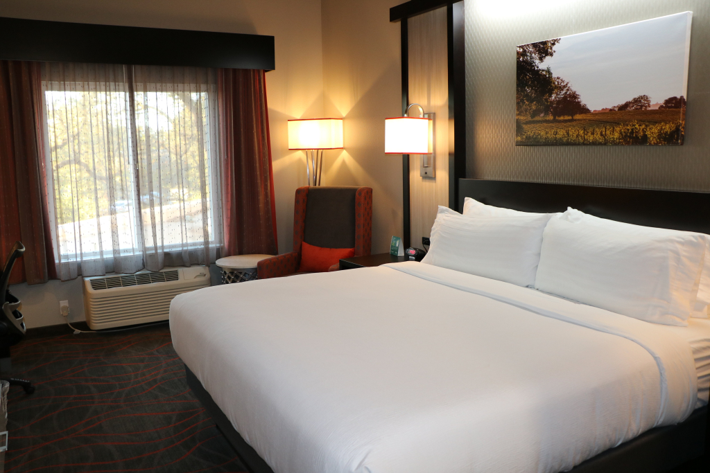Holiday Inn Windsor - Wine Country by IHG