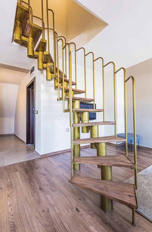 Fancy 1BD penthouse with terrace near the centre