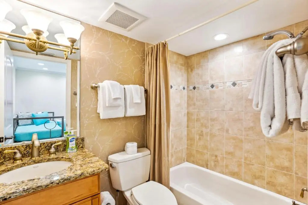 Pelican Pointe 3B