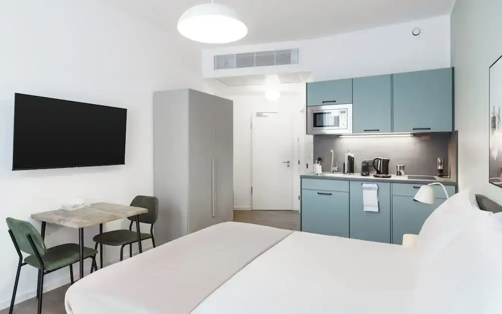 Limehome Berlin Sybelstr