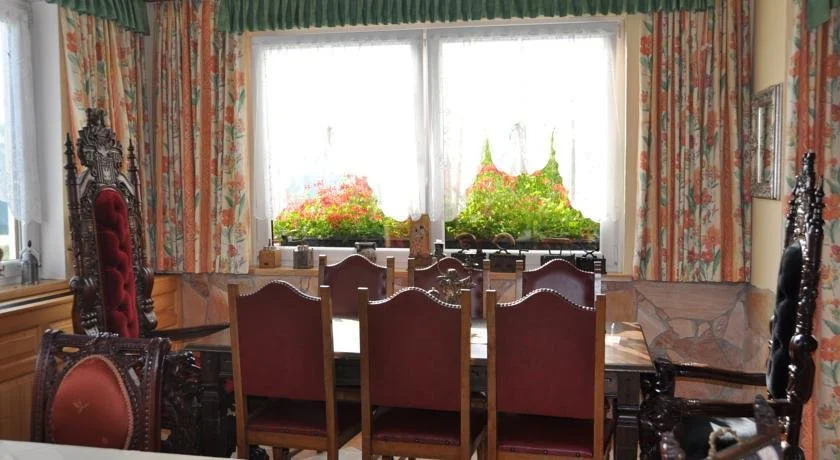 Pension Arkadenhof