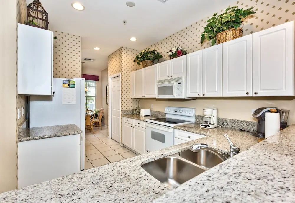 Florencia 3 Bedroom Home by NFVH