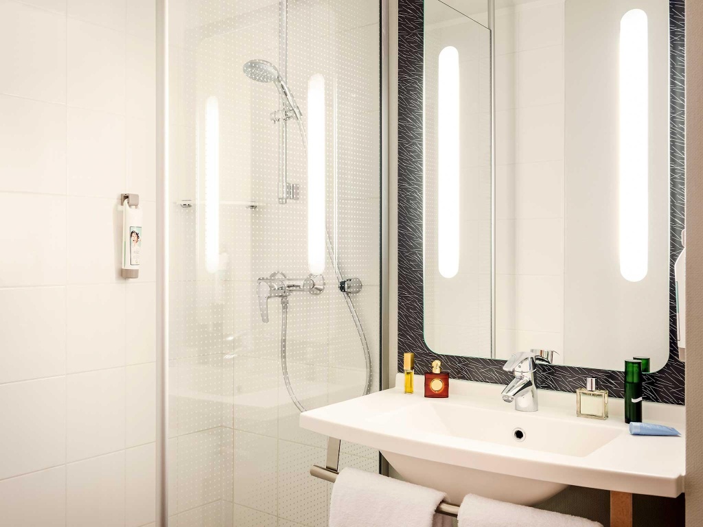 B&B HOTEL Orly Rungis Aéroport 3 étoiles