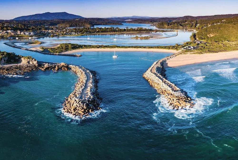 Southbound Escape at the Wharf