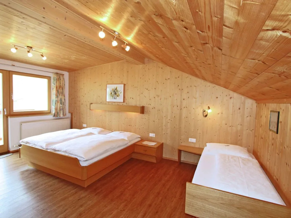 Well Maintained Apartment in a Quiet Location on the Outskirts of Matrei