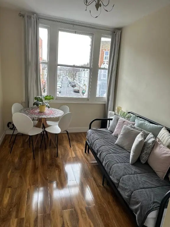 apartment Lavender Hill