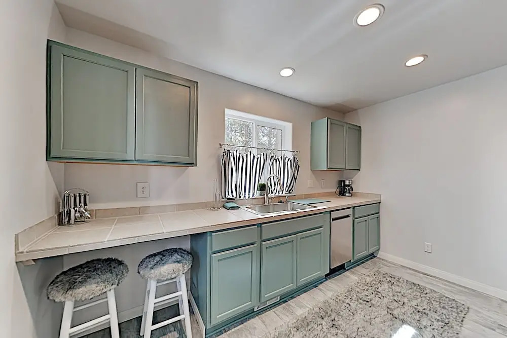 262sbern 4 Bedroom Home
