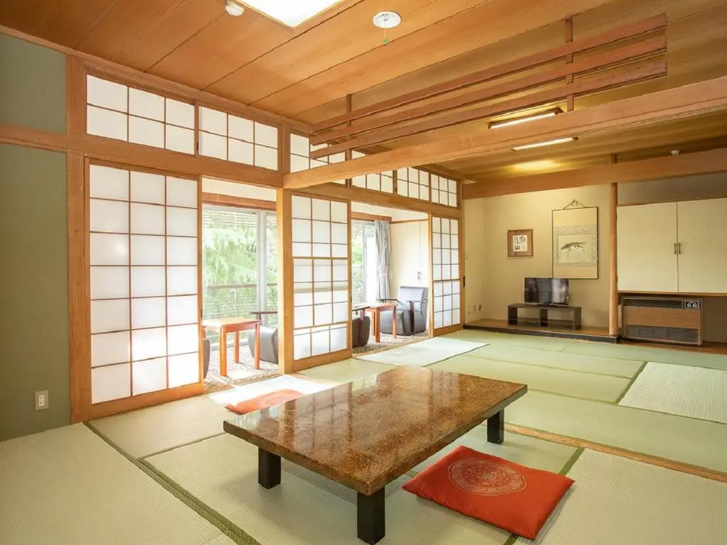 Hotel Okukujikan