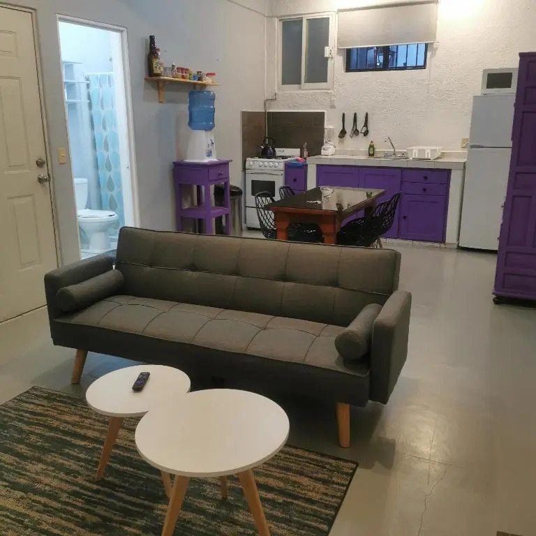 2 bedroom apartment with a/c Wi-Fi best location!