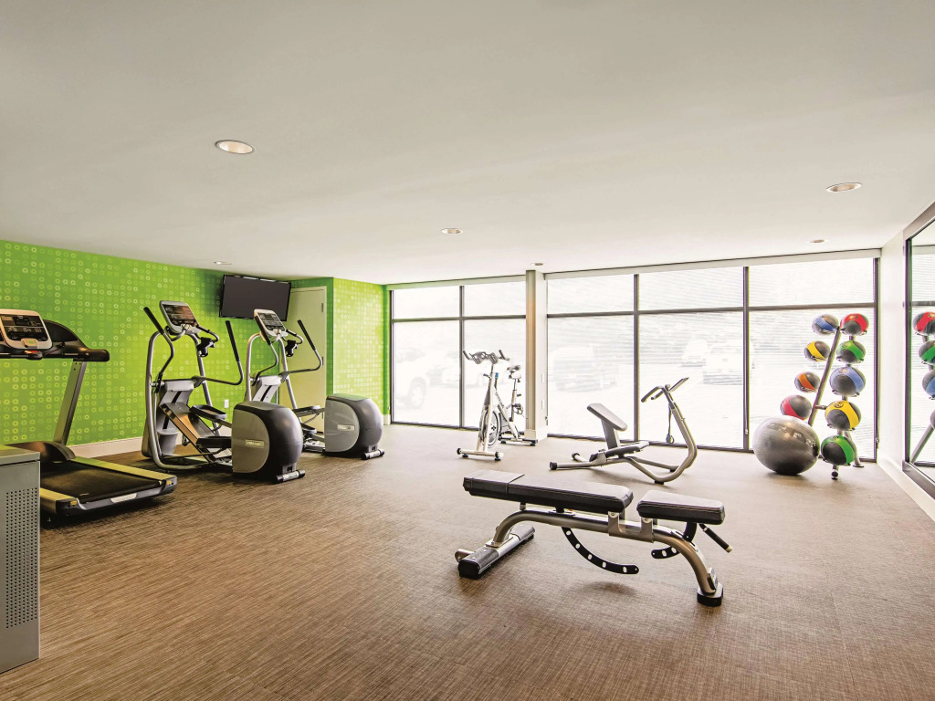 La Quinta Inn & Suites by Wyndham Portland DT Maine Med