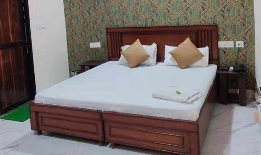FabHotel Park View