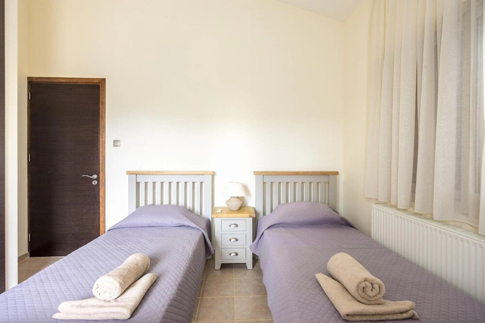 Villa Lefkos
