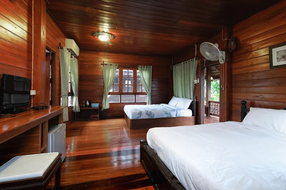 Huan Aumpron Resort