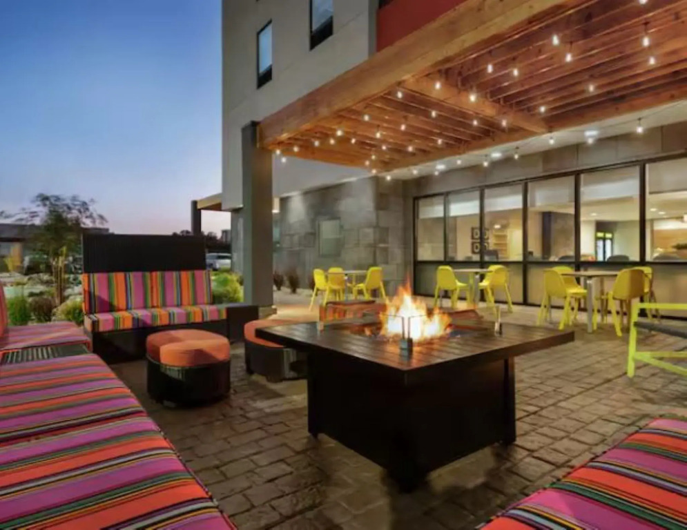 Home2 Suites By Hilton Bloomington Normal