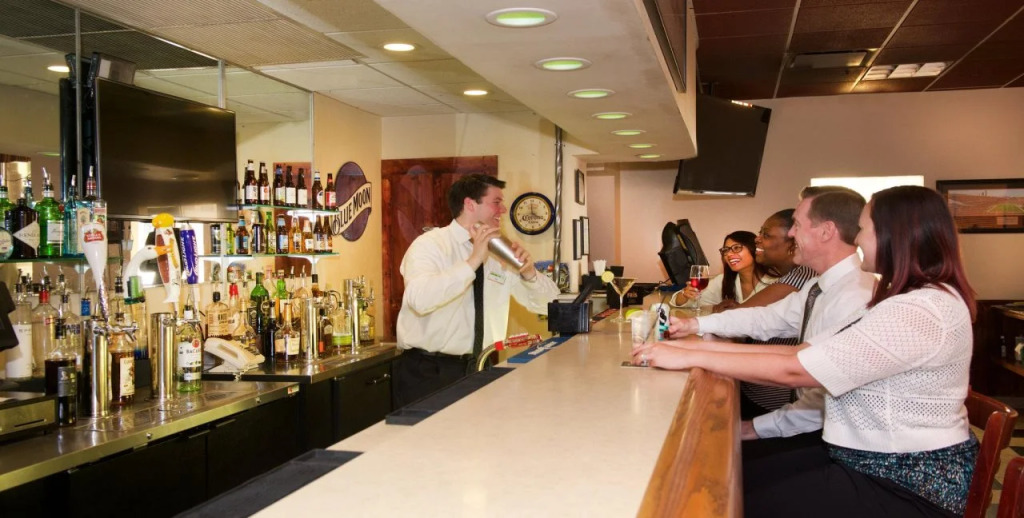 Holiday Inn & Suites Chicago-Downtown by IHG