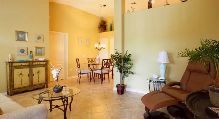 L Pavia condo by Vacation Rental Pros