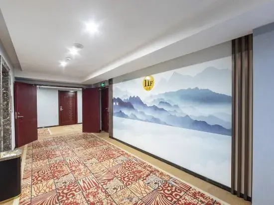 Fuyuan Business Hotel