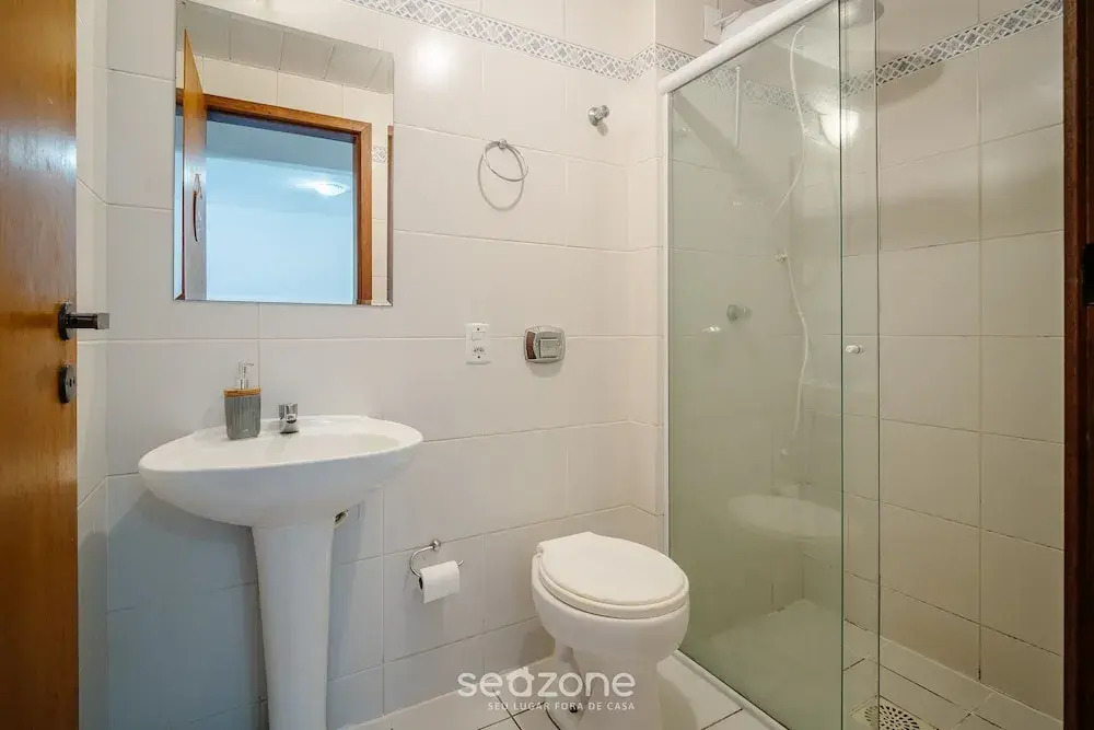 Apartment With Balcony in Lagoa Pir0014
