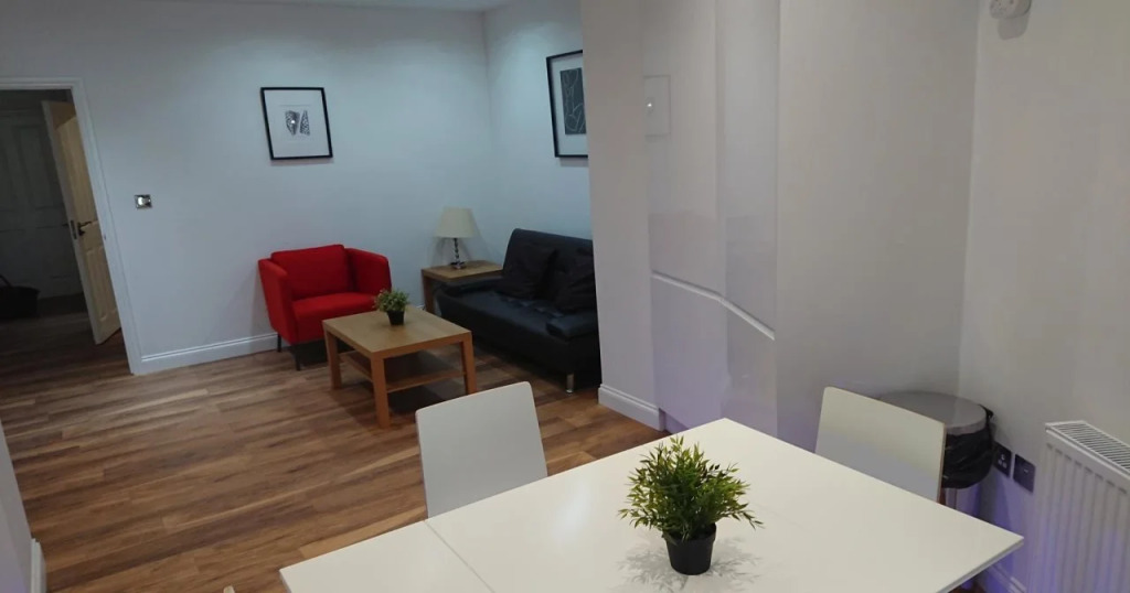 Coulsdon Place Apartments