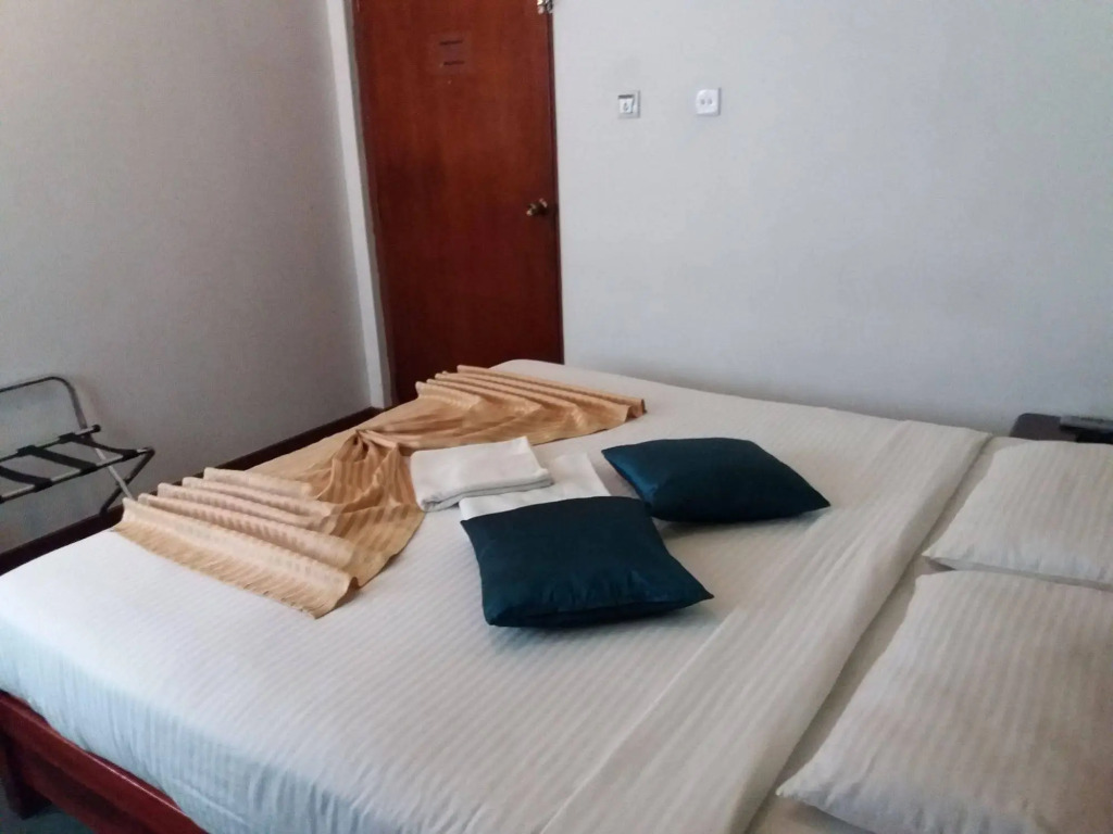 Binota Hotel