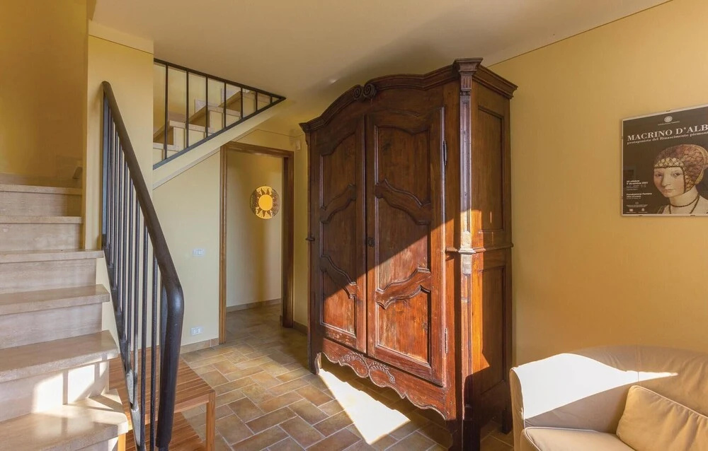 2 Bedroom Nice Home In Camaiore Lu