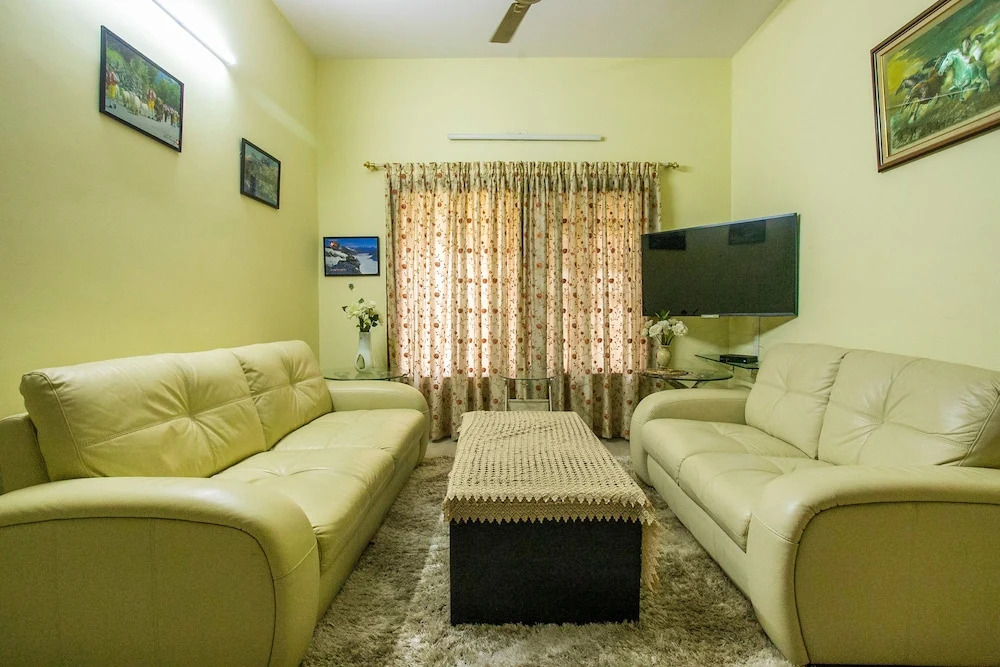 OYO 894 Apartment Hotel 510 Chetana
