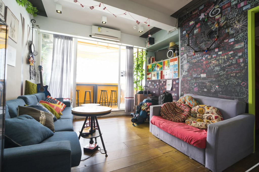 Pandora After 80s Hostel