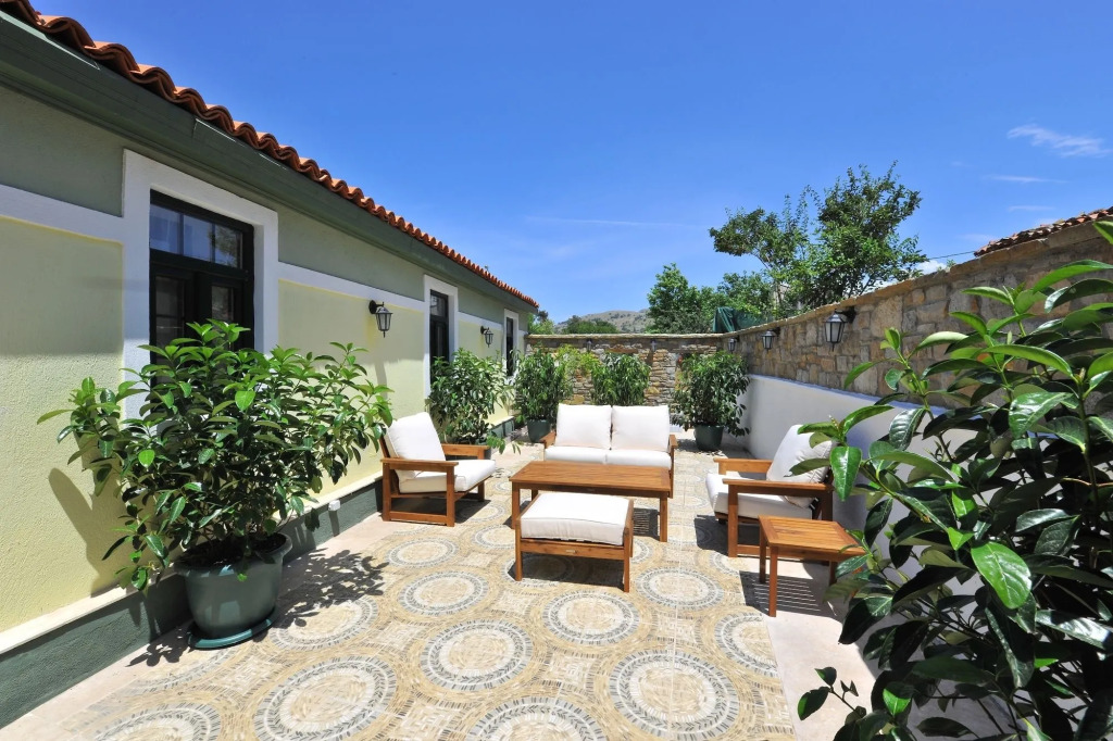 Petrino Gökçeada Hotel&Kitchen