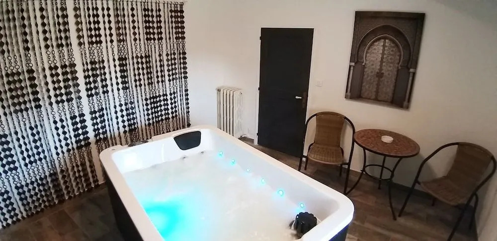 Dream House & Spa