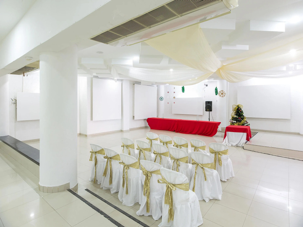 Hotel Sansiraka Suites By GEH Suites