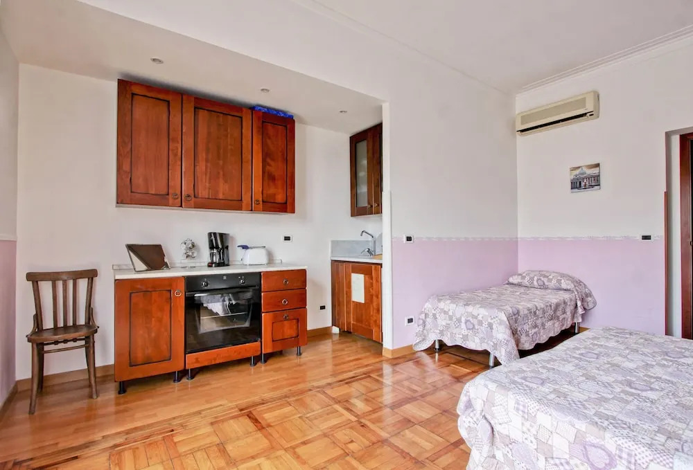Rent Rooms Filomena & Francesca