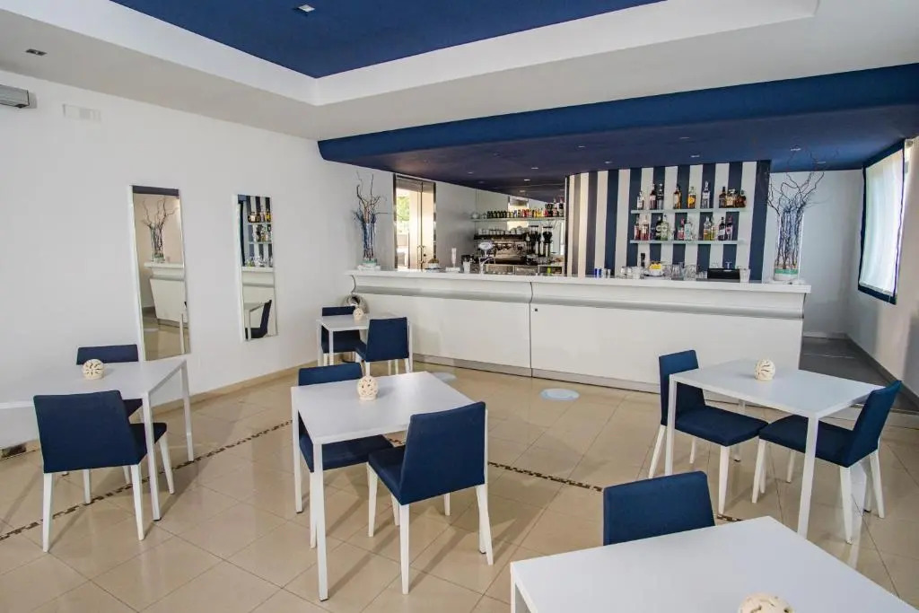 Tichos Greenblu Hotel