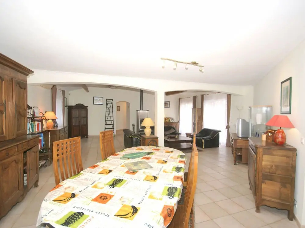 A Villa With a Large Garden, Beautiful View, air Conditioning and Private Pool
