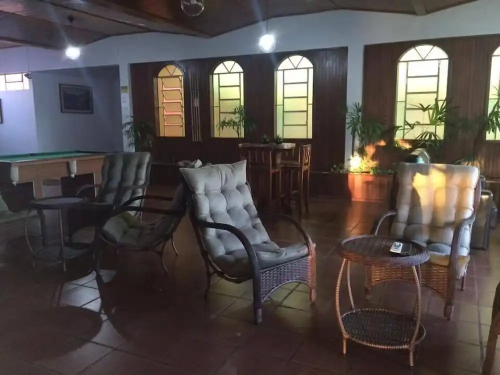 Palotina Palace Hotel